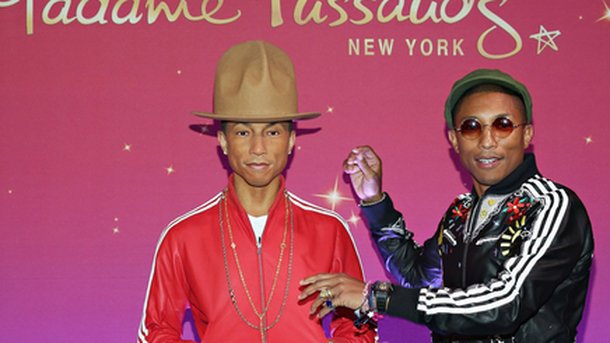 Pharrell Williams : effrayé par sa statue de cire!