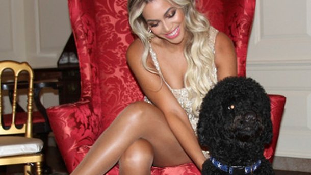 Beyoncé aux 50 ans de Michelle Obama