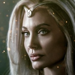 THENA (Angelina Jolie) - Farouche guerrière, Thena n’est jamais aussi à l’aise qu’au cœur de combats.