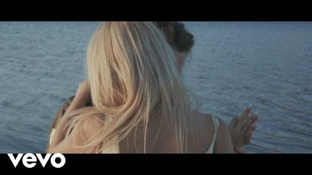Julien Doré - Le lac (clip)