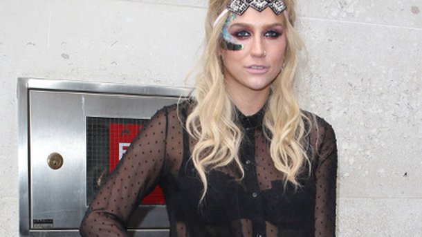 Kesha: bientôt juré !
