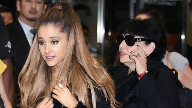 Ariana Grande: le touchant message de sa maman pour les victimes de Manchester