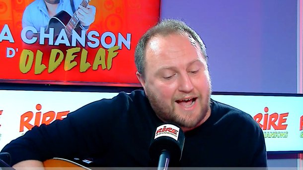 Humour - Oldelaf :  "Le tennis" - "...Le tennis est beau sport Où l’on compte les points facilement De 15 en 15 jusqu’à 30 Puis de 10 en 10 jusqu’à 40…" - La chanson d'Oldelaf