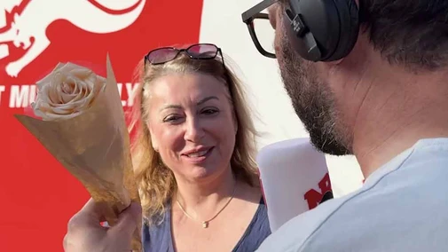 On vous offre des roses pour que votre journée soit belle à Metz !