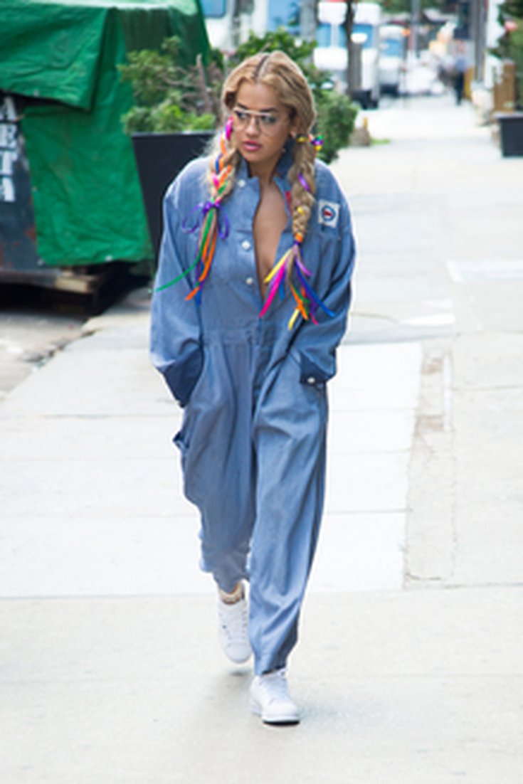 Rita Ora décolleté NY
