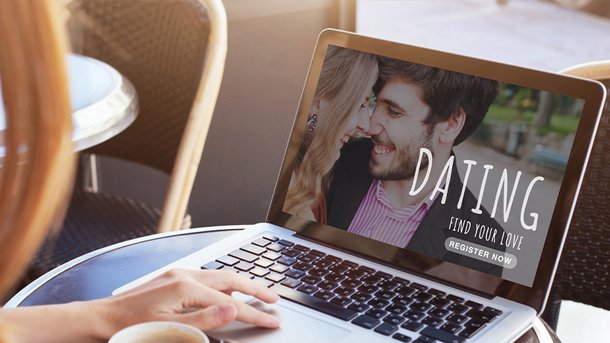 Le Top du Réveil Chérie : 6% des couples se sont rencontrés sur une appli