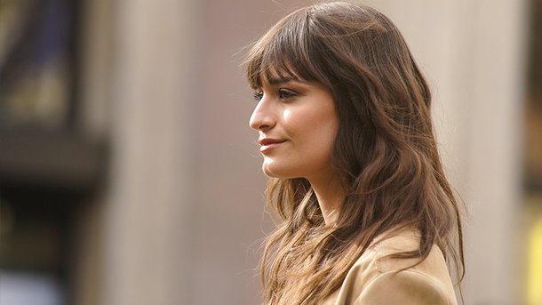 Clara Luciani blessée par les critiques sur son physique à l'adolescence!