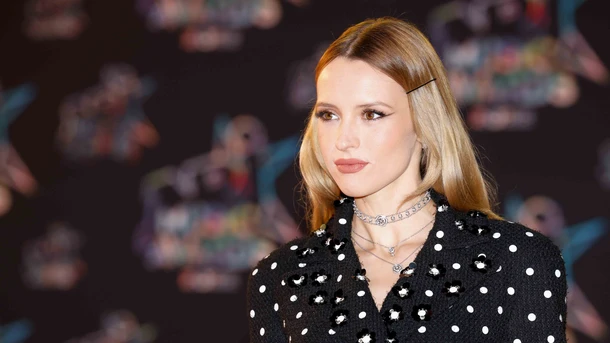 Angèle : "Nonante-cinq" certifié triple disque de platine