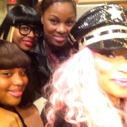 @ la radio avec le joli gang! My Girls!!!