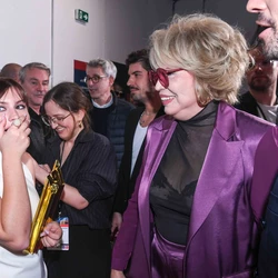 Marine et Amanda Lear- Les Backstages - NRJ Music Awards 2025