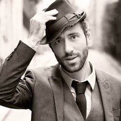 Charlie Winston : produisez son nouveau titre Secret Girl 