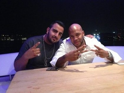 Flo Rida : "Sur le yatch avec la famille @StacyReign @DJKRONIK et mon pote @official_sl" 