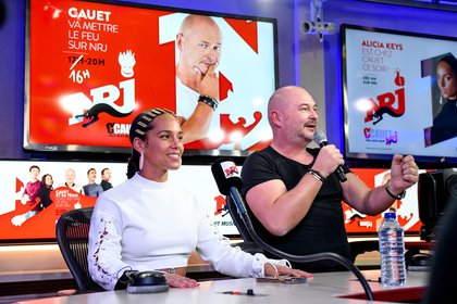 Alicia Keys chez Cauet sur NRJ