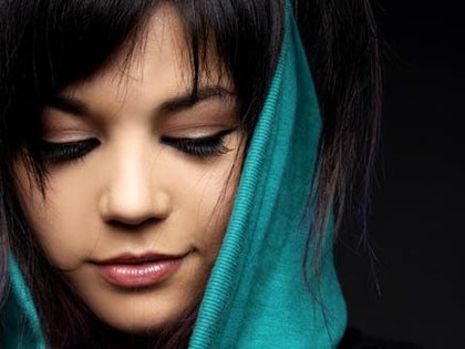 Jena Lee : découvre le clip de US Boy 