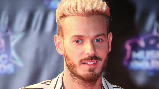 M.Pokora: d'émouvantes retrouvailles avec sa famille