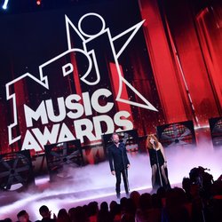 Sting et Mylène Farme sur scène - NRJ Music Awards 2015