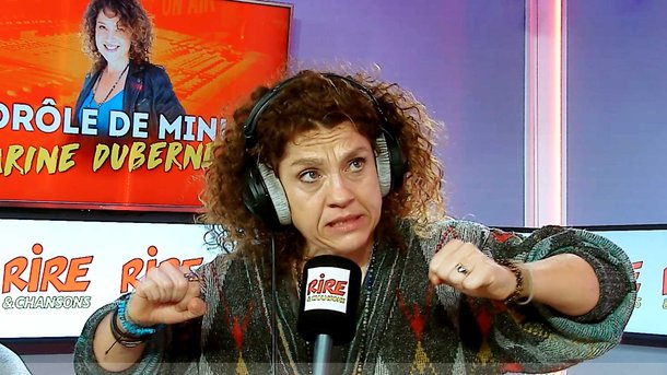 Humour - Karine Dubernet :"On n’est plus vraiment en démocratie, on n’est pas officiellement en monarchie : on est finalement en “démocrachie !"