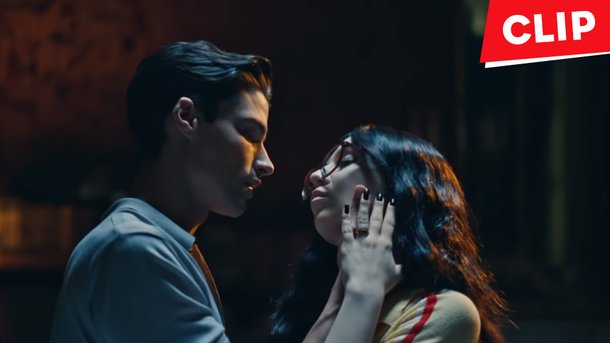 Ava Max se transforme en super-héroïne dans son clip «Torn»