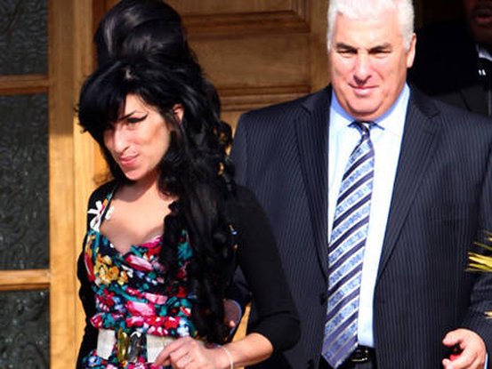 amy-winehouse-et-son-pere-mitch
