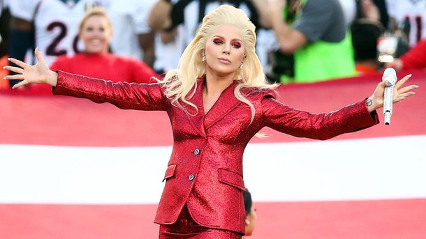 Lady Gaga : que se cache-t-il derrière sa chanson "Poker Face" ?