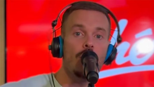 "Chez toi, chez moi" le nouveau single de Matt Pokora en live ! 🌞