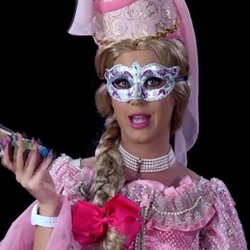 Katy Perry dans le clip "Birthday"