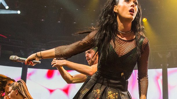 Katy Perry : les photos de son concert à Londres!