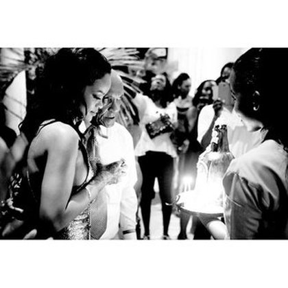 Rihanna: #cake @withlovebyej #bravobirthdaybash