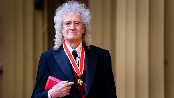 Brian May, le guitariste de Queen, devient Chevalier de sa majesté