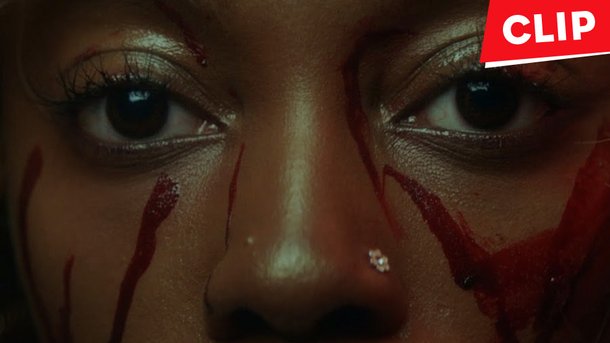 The Weeknd perd la tête dans «In Your Eyes»