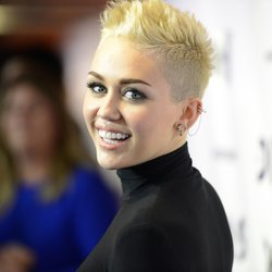 Les stars qui ont osé tout couper : Miley Cyrus