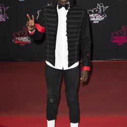 Salif Gueye - Montée des Marches NRJ Music Awards 2019
