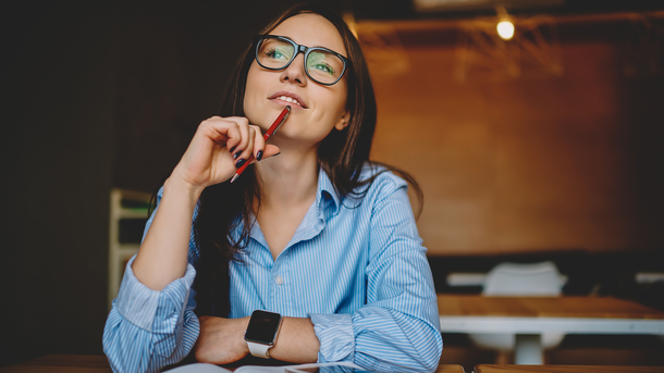 Les infos du Réveil Chérie : Être dans la lune peut aussi avoir des effets positifs sur votre travail