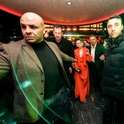 Selena Gomez à Paris chez Cauet