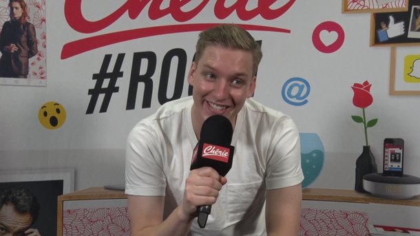 George Ezra nous parle de son album «Stayin at Tamara’s»