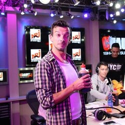 Mardi 26 août 2014 : Défi de Jeff et Julie en tube de colle