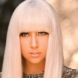 Lady GaGa, star multifonction.