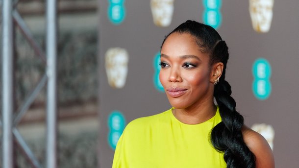 Naomi Ackie, l’étoile montante qui incarne Whitney Houston au cinéma