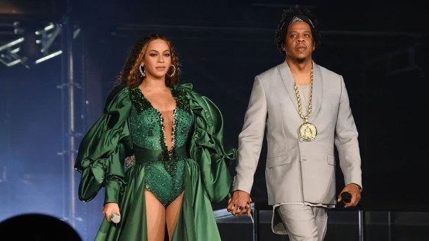 Beyoncé et Jay Z: pourquoi ont-ils décidé de ne plus exposer leurs jumeaux au public?