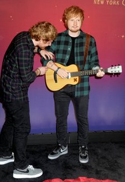 Ed Sheeran et sa statue de cire @ Madame Tussaud NY