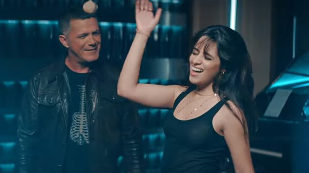 Alejandro Sanz, Camila Cabello - Mi Persona Favorita