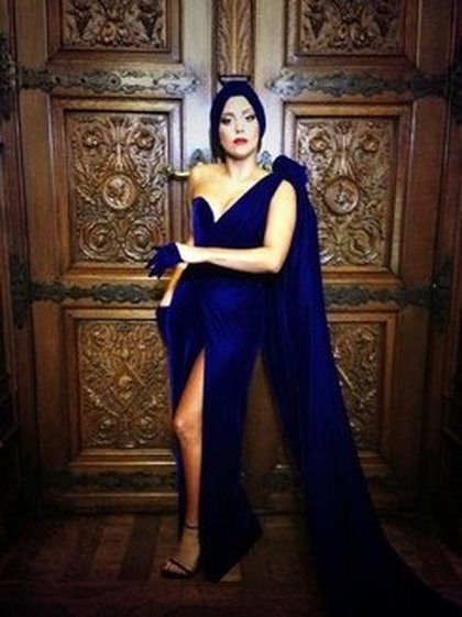Lady Gaga: Today is the best day of my life. Singing w/ @itstonybennett in Brussels wearing a dress made by @Brandonvmaxwell