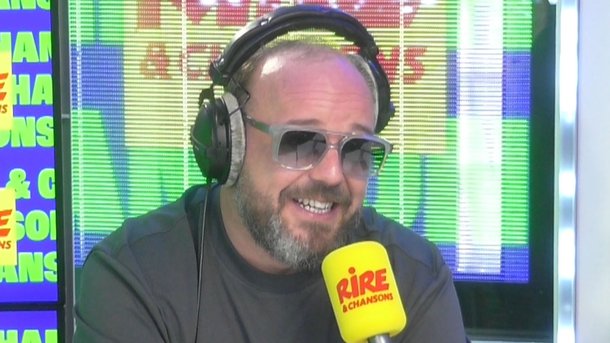 Alban Ivanov, le cambrioleur bienveillant, qui rapporte le vélo qu'il avait volé - L’Afterwork du Rire