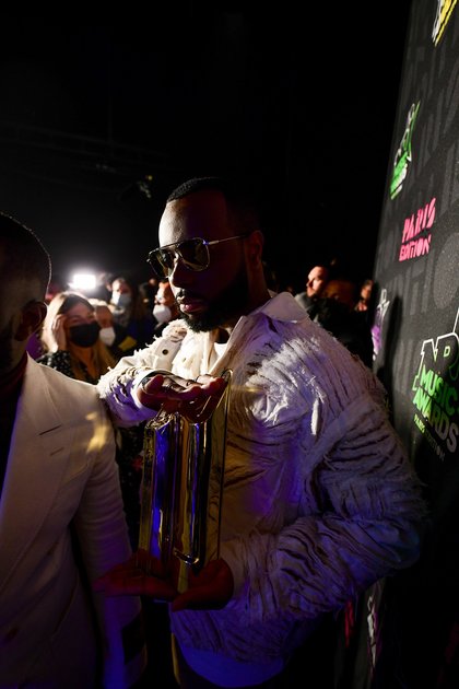 Gims - Backstage NRJ Music Awards Paris Edition