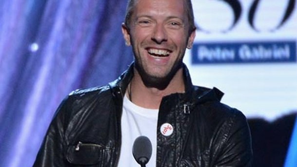 Chris Martin : sort sans son alliance !