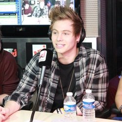 Mercredi 2 Avril avec 5SOS