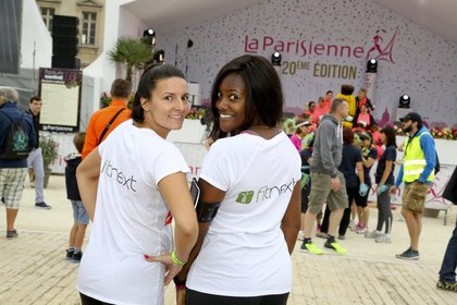 La team Fitnext/Chérie FM lors de la Parisienne
