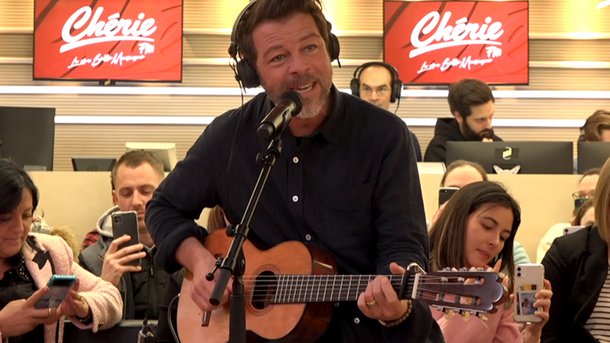 CHRISTOPHE MAÉ "Pays des merveilles" en live dans Le Réveil Chérie