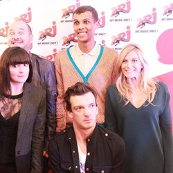 Stromae avec l'équipe