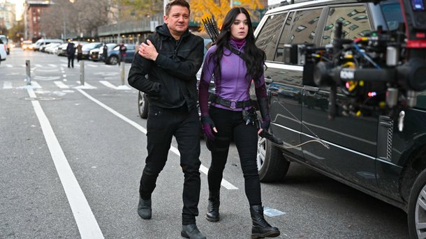 «Hawkeye»: Jeremy Renner et Hailee Steinfield dans la bande-annonce de la série Disney+